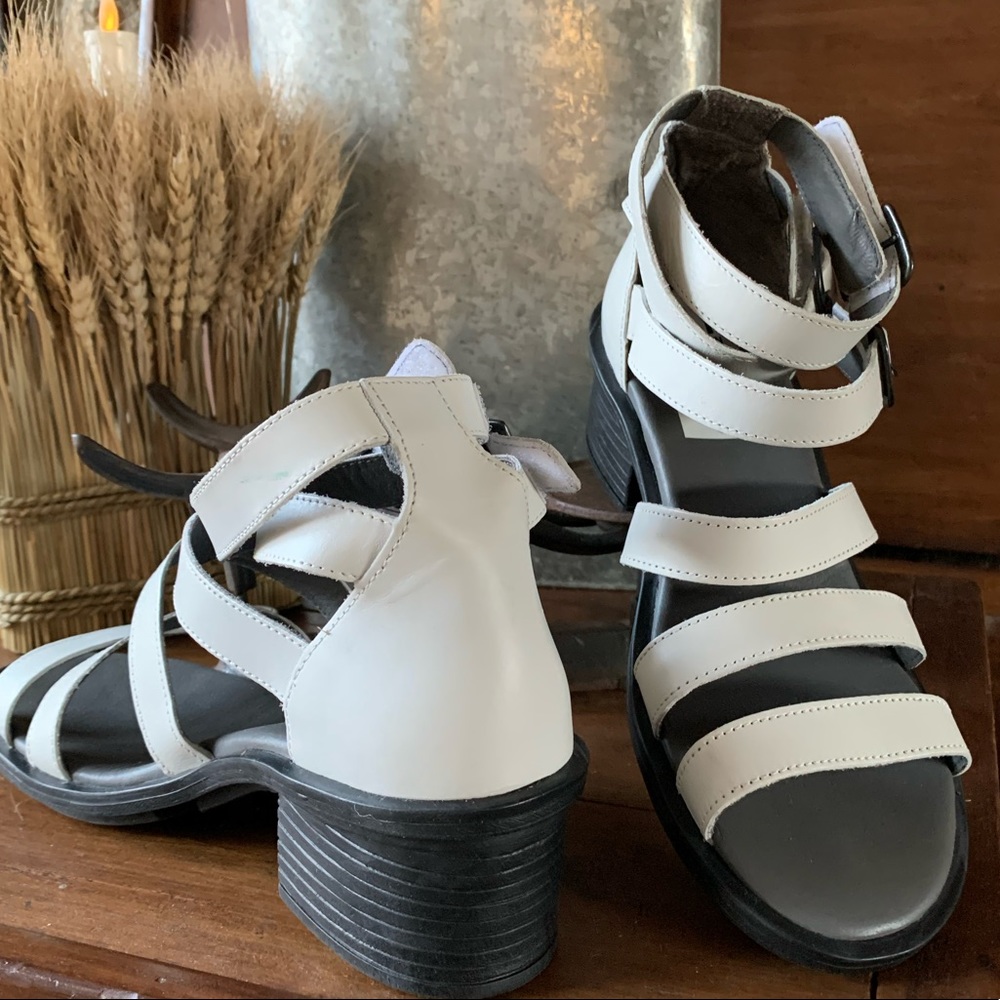 FLY LONDON CEDA SANDALS NEW